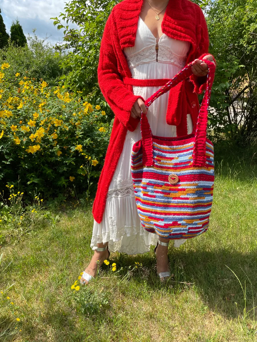 Czerwona shopperka — zdjęcie 4